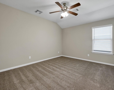 811 Jefferson Avenue - Photo Thumbnail 15