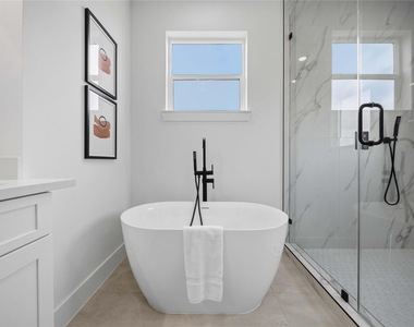 2010 Yates Street - Photo Thumbnail 40