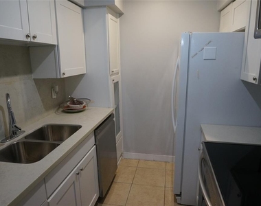 8427 Hearth Dr - Photo Thumbnail 1