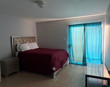 8427 Hearth Dr - Photo Thumbnail 5