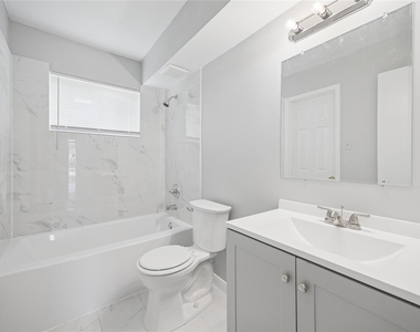 1716 Crownover Road - Photo Thumbnail 7