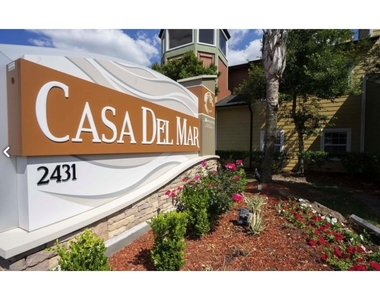 2431 Cypress Creek Parkway - Photo Thumbnail 13