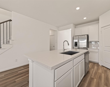 21926 Sam Raburn Drive - Photo Thumbnail 12