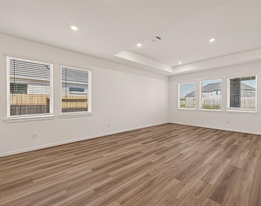 21926 Sam Raburn Drive - Photo Thumbnail 10