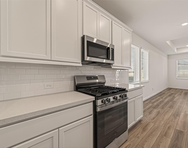 21926 Sam Raburn Drive - Photo Thumbnail 13