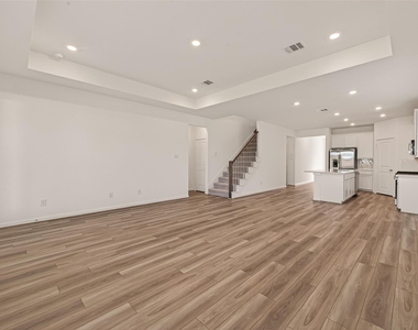 21926 Sam Raburn Drive - Photo Thumbnail 7