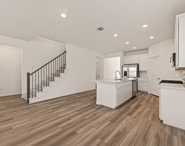 21926 Sam Raburn Drive - Photo Thumbnail 9