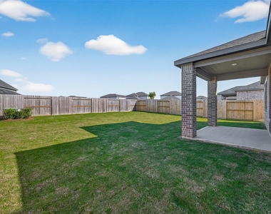 21926 Sam Raburn Drive - Photo Thumbnail 42