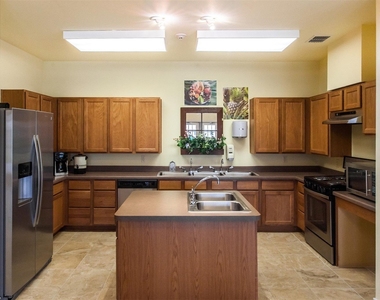 1801 Bosquez Street - Photo Thumbnail 3
