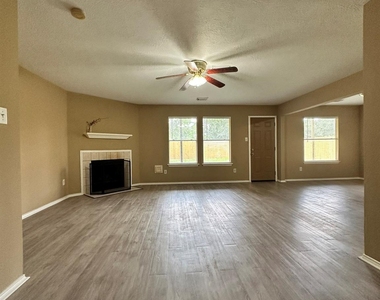 6910 Bayou Crest Drive - Photo Thumbnail 1