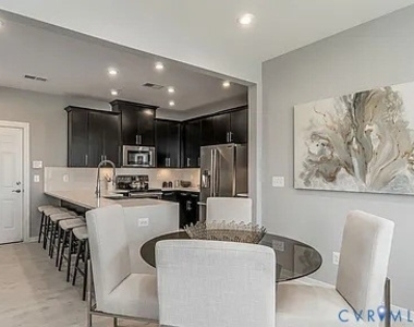 202 Brattice Dr - Photo Thumbnail 7