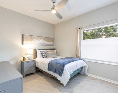 1018 Woodshire Lane - Photo Thumbnail 8