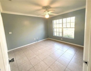 609/611 Hawthorne Avenue S - Photo Thumbnail 8