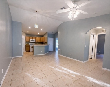 609/611 Hawthorne Avenue S - Photo Thumbnail 19
