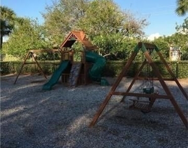 13831 Eagle Ridge Lakes Drive - Photo Thumbnail 28