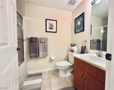 1133 Van Loon Commons Circle - Photo Thumbnail 15