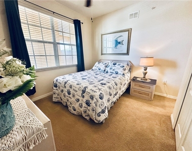 1133 Van Loon Commons Circle - Photo Thumbnail 12
