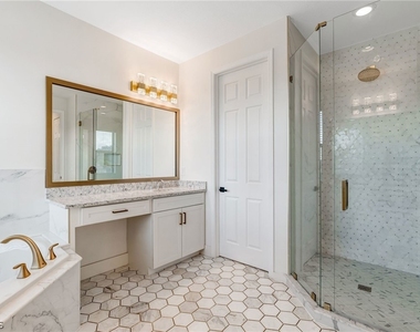 11604 Meadowrun Circle - Photo Thumbnail 26
