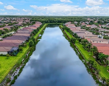 11604 Meadowrun Circle - Photo Thumbnail 2
