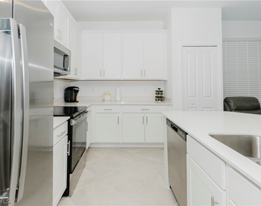 18461 Copperhead Court N - Photo Thumbnail 3