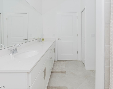 18461 Copperhead Court N - Photo Thumbnail 16