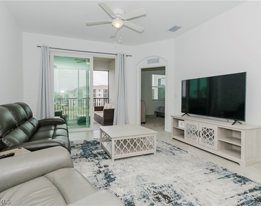 18461 Copperhead Court N - Photo Thumbnail 11