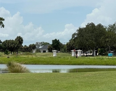 18461 Copperhead Court N - Photo Thumbnail 30