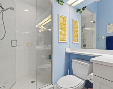 8601 Piazza Del Lago Circle - Photo Thumbnail 17