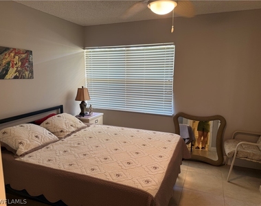 1085 Forest Lakes Drive - Photo Thumbnail 8