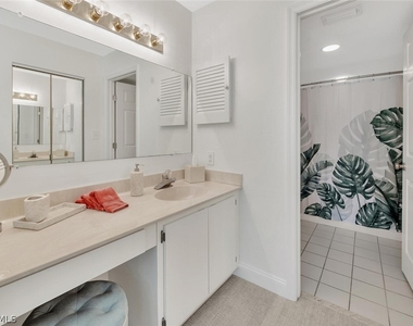 15161 Cedarwood Lane - Photo Thumbnail 8