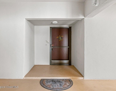 6165 S Mirror Lake Drive - Photo Thumbnail 4
