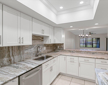 6165 S Mirror Lake Drive - Photo Thumbnail 13
