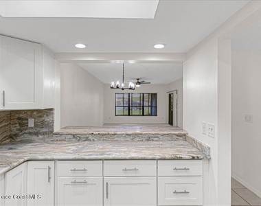 6165 S Mirror Lake Drive - Photo Thumbnail 14