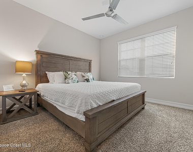 144 Mediterranean Way - Photo Thumbnail 34