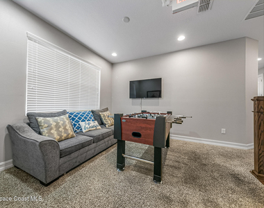 144 Mediterranean Way - Photo Thumbnail 25