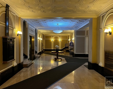 West 68 Street - Photo Thumbnail 6