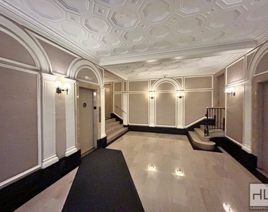 West 68 Street - Photo Thumbnail 7