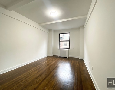 West 68 Street - Photo Thumbnail 2