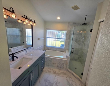 730 Straw Lake Drive - Photo Thumbnail 6