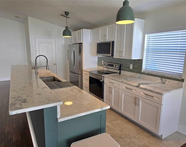730 Straw Lake Drive - Photo Thumbnail 11