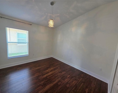 730 Straw Lake Drive - Photo Thumbnail 7
