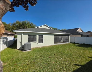 730 Straw Lake Drive - Photo Thumbnail 22