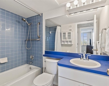 255 Dolphin Point - Photo Thumbnail 14