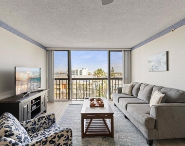 255 Dolphin Point - Photo Thumbnail 4