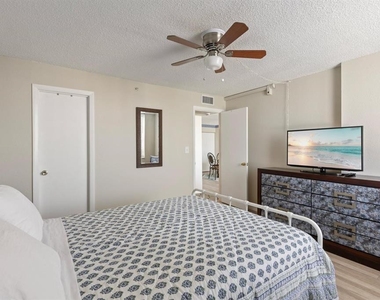 255 Dolphin Point - Photo Thumbnail 11