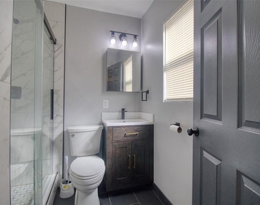 675 16th Avenue S - Photo Thumbnail 20