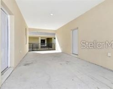 285 N Kentucky Avenue - Photo Thumbnail 13