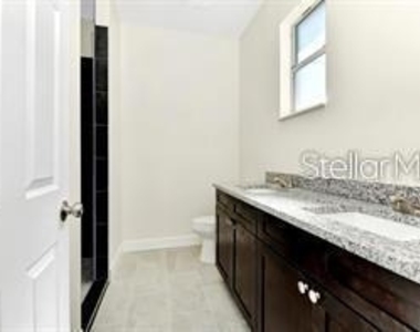 285 N Kentucky Avenue - Photo Thumbnail 9