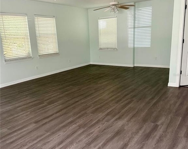 2419 Wells Avenue - Photo Thumbnail 20