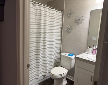 1046 Tropea Lane - Photo Thumbnail 17